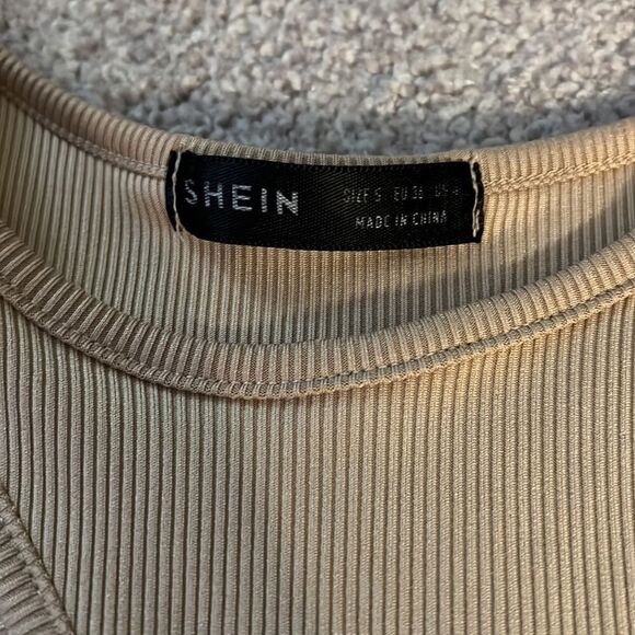 NWOT Shein Tan Crop Top - Picture 2 of 3